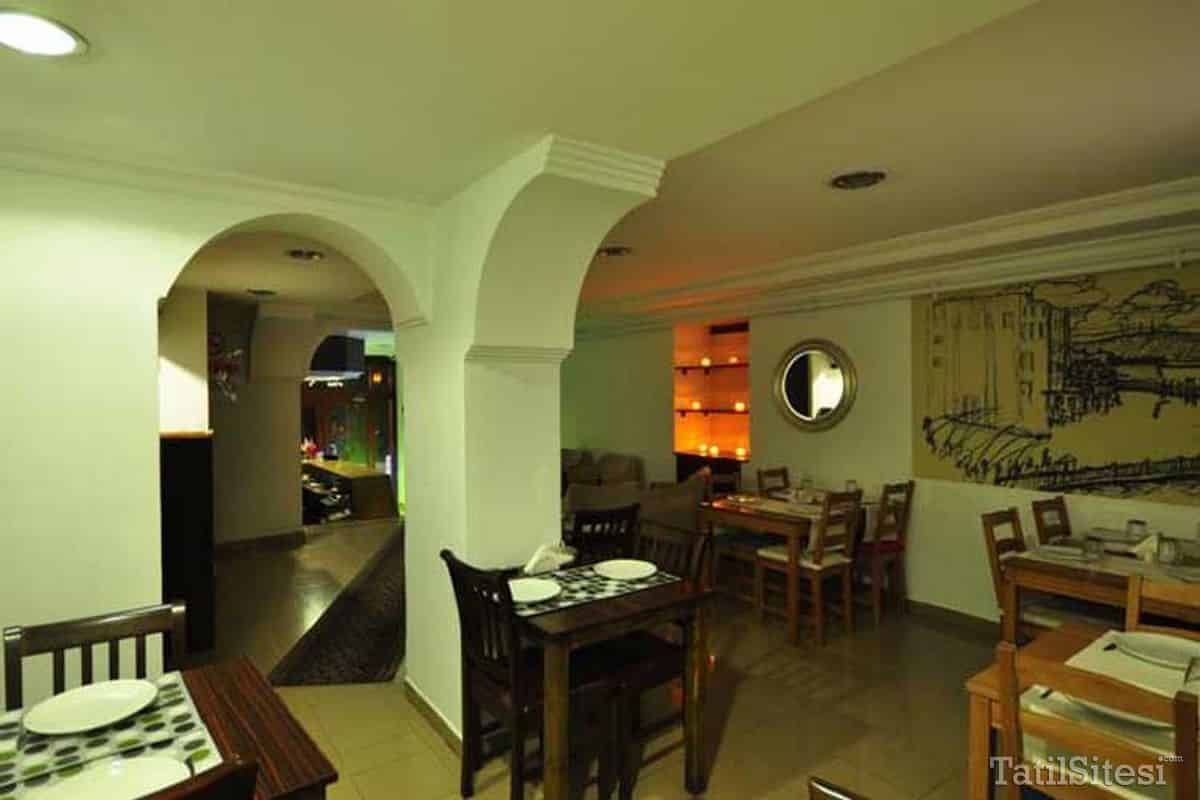 Şen Palas Hotel